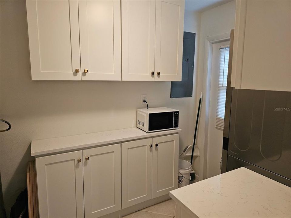 В аренду: $4,600 (2 спален, 2 ванн, 1296 Квадратных фут)