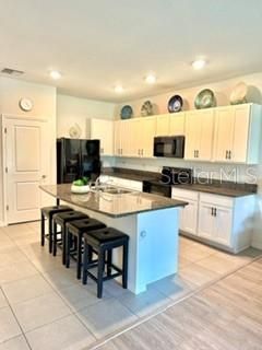 For Sale: $260,000 (3 beds, 2 baths, 1707 Square Feet)