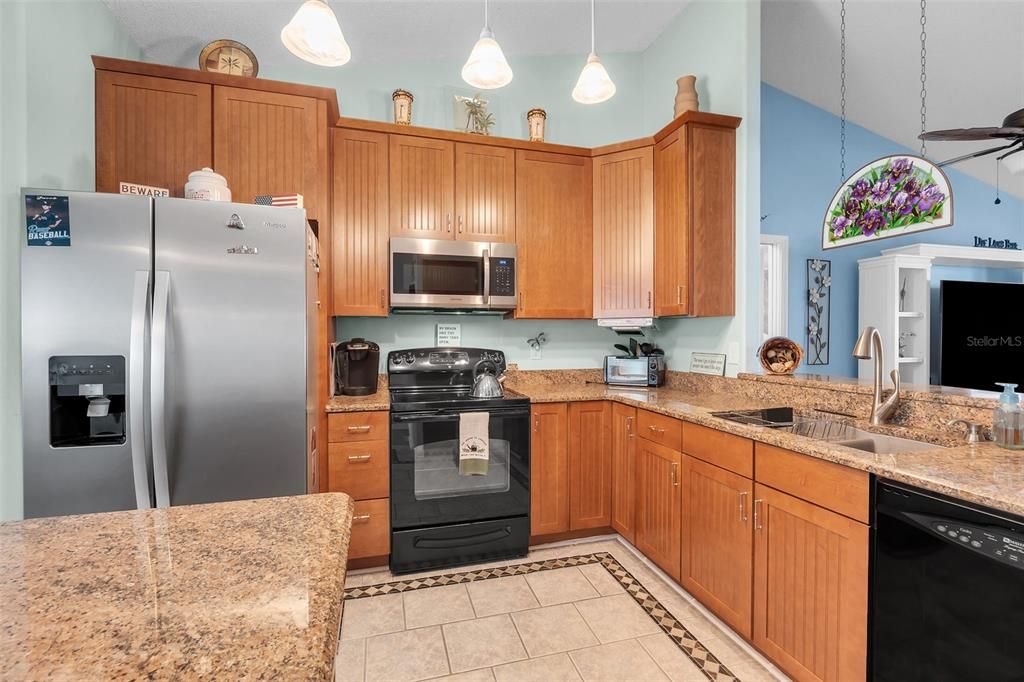 На продажу: $395,000 (3 спален, 2 ванн, 1506 Квадратных фут)