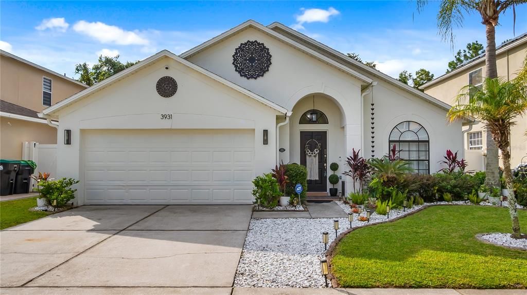 For Sale: $450,000 (3 beds, 2 baths, 1670 Square Feet)
