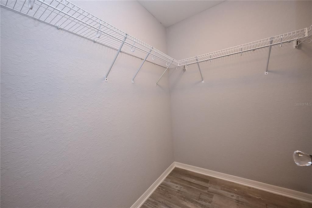 В аренду: $1,800 (3 спален, 2 ванн, 1306 Квадратных фут)