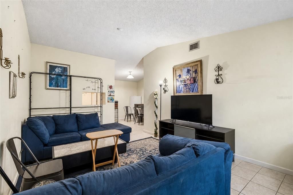 For Sale: $1,150,000 (12 beds, 0 baths, 4024 Square Feet)