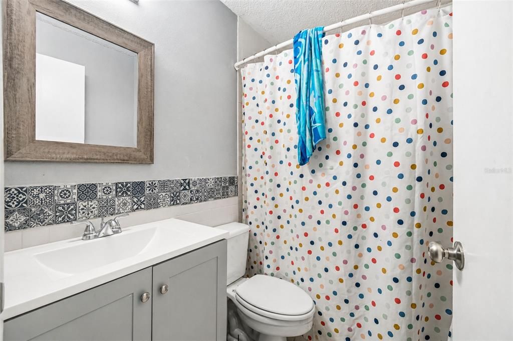 For Sale: $1,150,000 (12 beds, 0 baths, 4024 Square Feet)