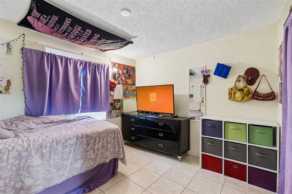 For Sale: $1,150,000 (12 beds, 0 baths, 4024 Square Feet)