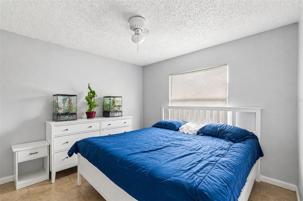For Sale: $1,150,000 (12 beds, 0 baths, 4024 Square Feet)
