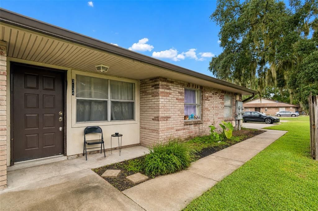 For Sale: $1,150,000 (12 beds, 0 baths, 4024 Square Feet)