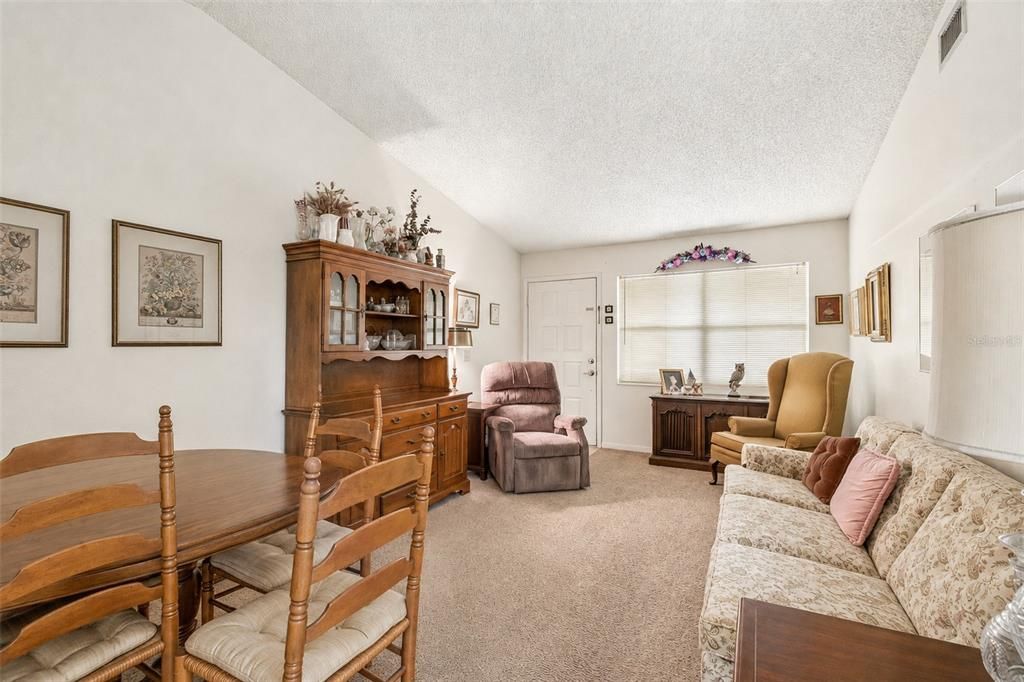 For Sale: $1,150,000 (12 beds, 0 baths, 4024 Square Feet)
