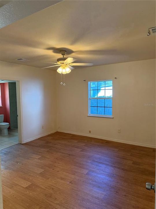 En Venta: $395,000 (3 camas, 2 baños, 1781 Pies cuadrados)