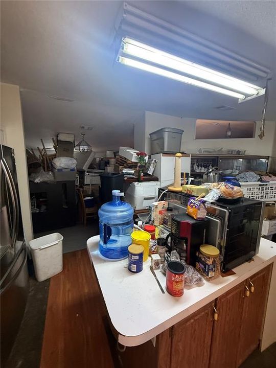 На продажу: $130,000 (3 спален, 2 ванн, 1728 Квадратных фут)