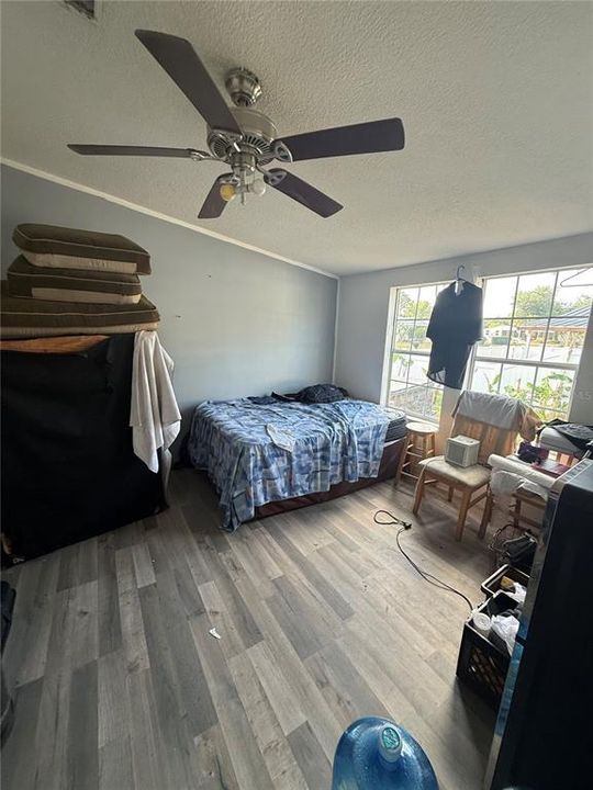 На продажу: $130,000 (3 спален, 2 ванн, 1728 Квадратных фут)