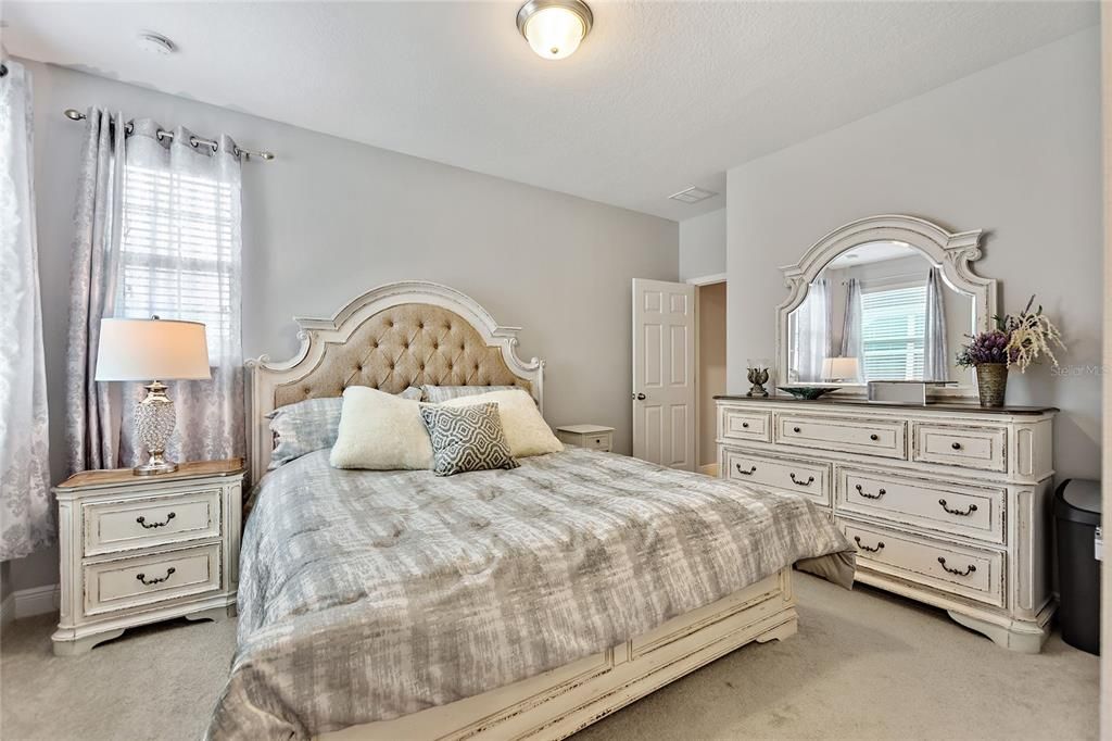 For Rent: $5,000 (5 beds, 3 baths, 3725 Square Feet)