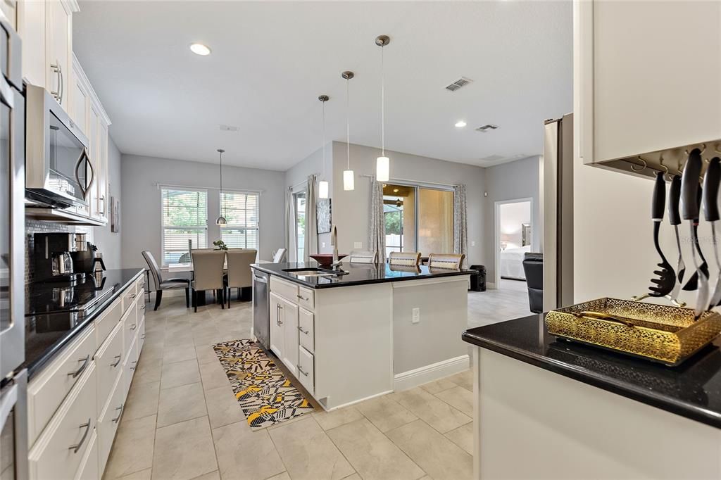 For Rent: $5,000 (5 beds, 3 baths, 3725 Square Feet)