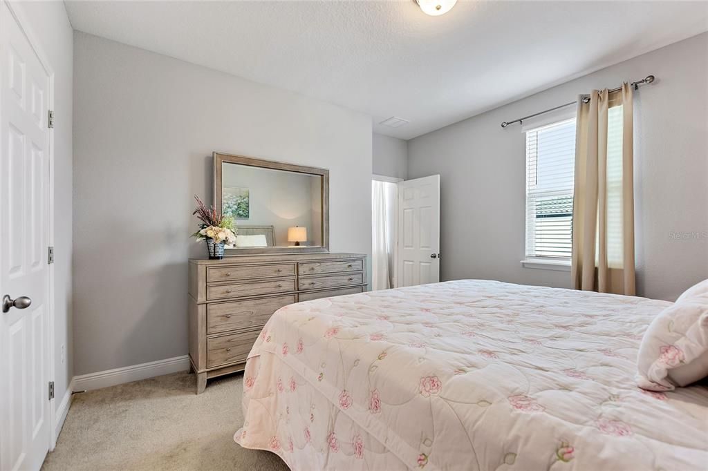 For Rent: $5,000 (5 beds, 3 baths, 3725 Square Feet)