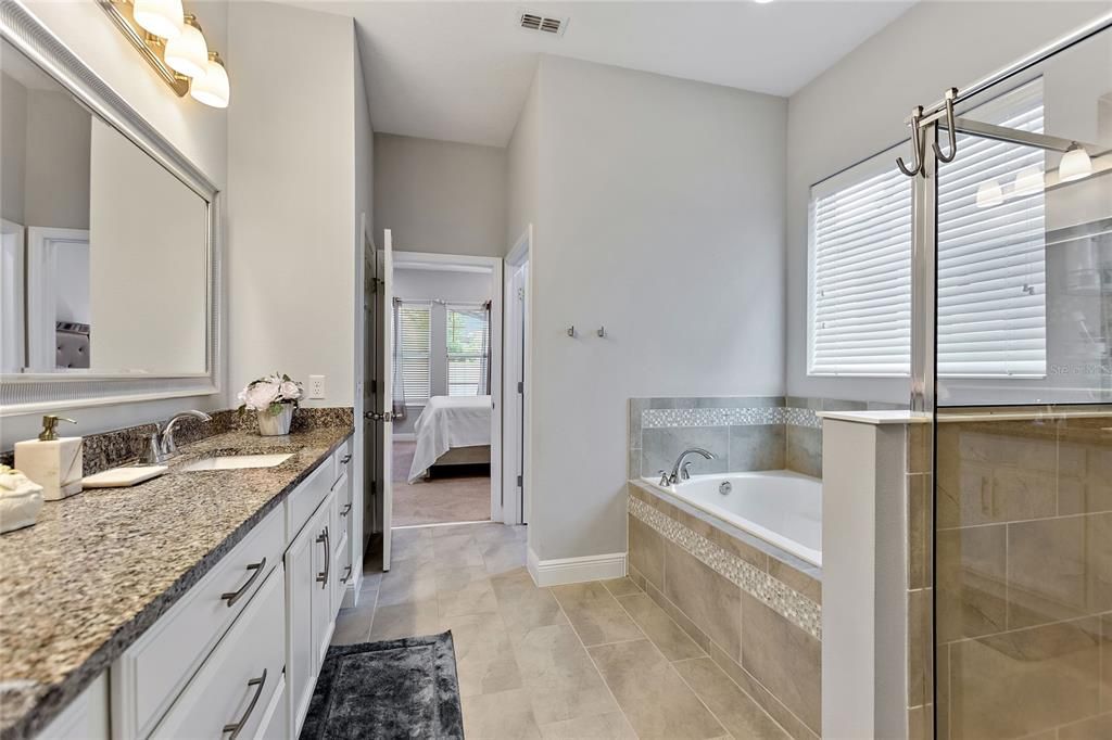 For Rent: $5,000 (5 beds, 3 baths, 3725 Square Feet)