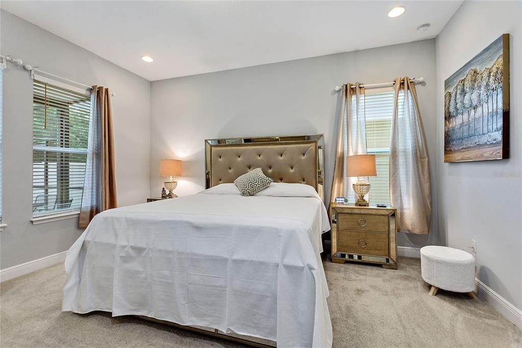For Rent: $5,000 (5 beds, 3 baths, 3725 Square Feet)