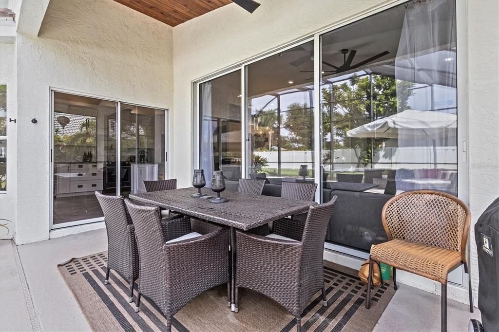 En Venta: $589,000 (3 camas, 2 baños, 1643 Pies cuadrados)
