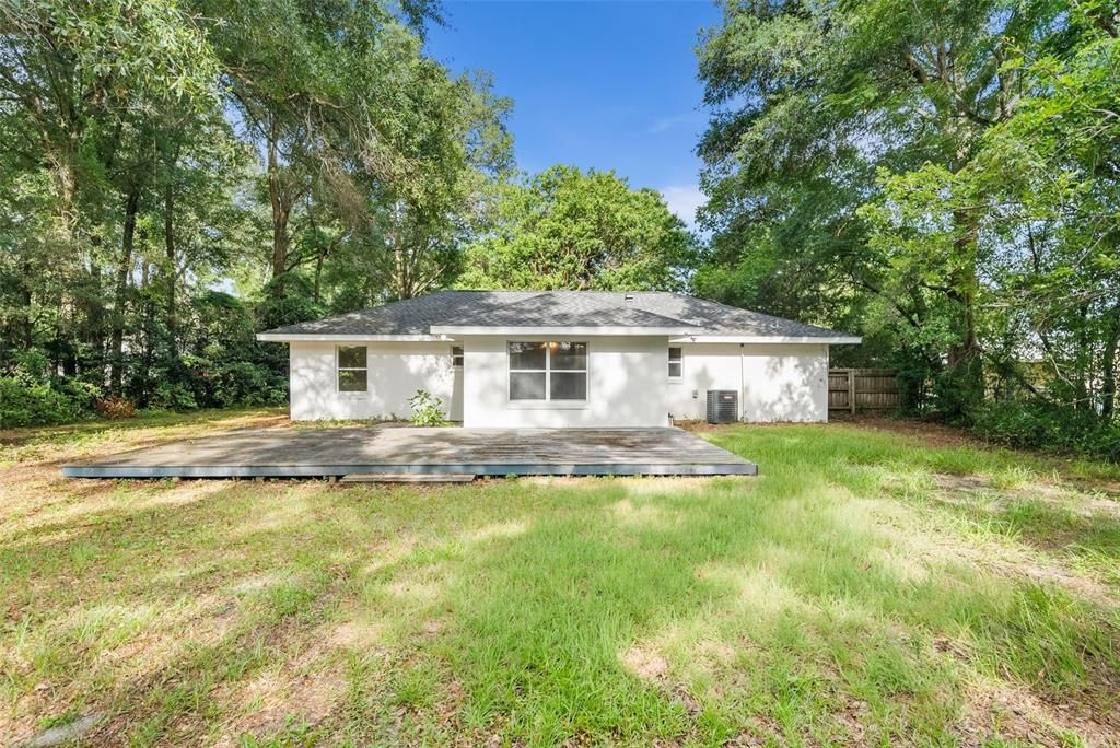 For Sale: $244,500 (3 beds, 2 baths, 1165 Square Feet)