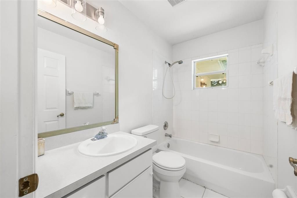 For Sale: $244,500 (3 beds, 2 baths, 1165 Square Feet)