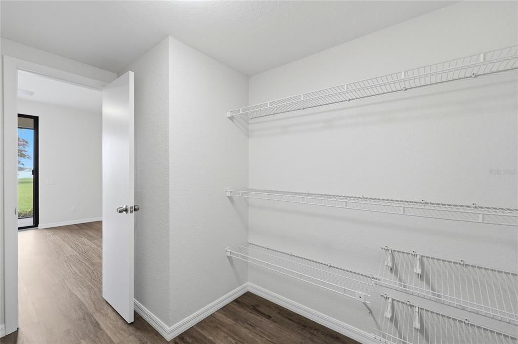 En Venta: $229,900 (2 camas, 2 baños, 1090 Pies cuadrados)