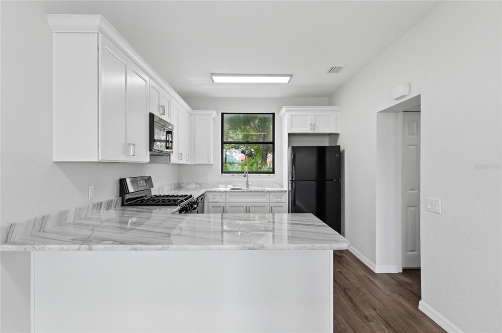 En Venta: $229,900 (2 camas, 2 baños, 1090 Pies cuadrados)