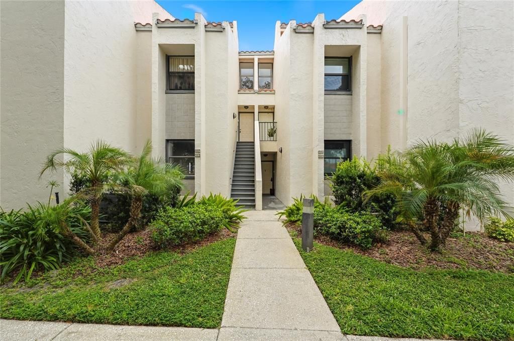En Venta: $229,900 (2 camas, 2 baños, 1090 Pies cuadrados)