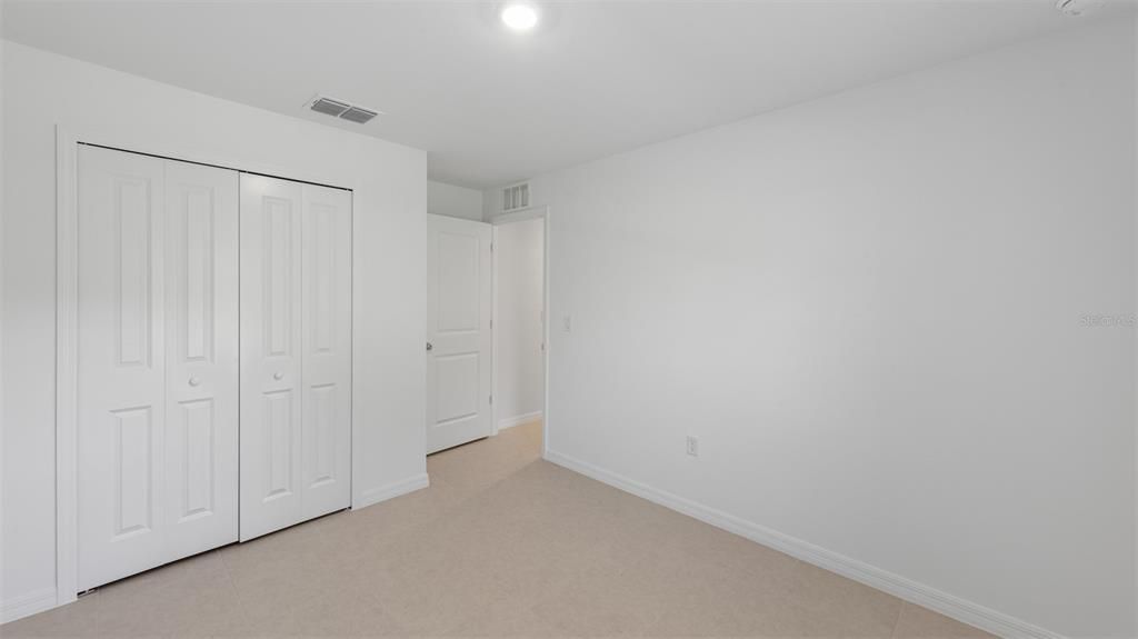En Venta: $299,499 (4 camas, 2 baños, 1824 Pies cuadrados)