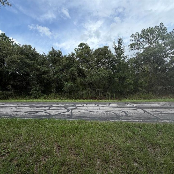 For Sale: $69,900 (1.05 acres)