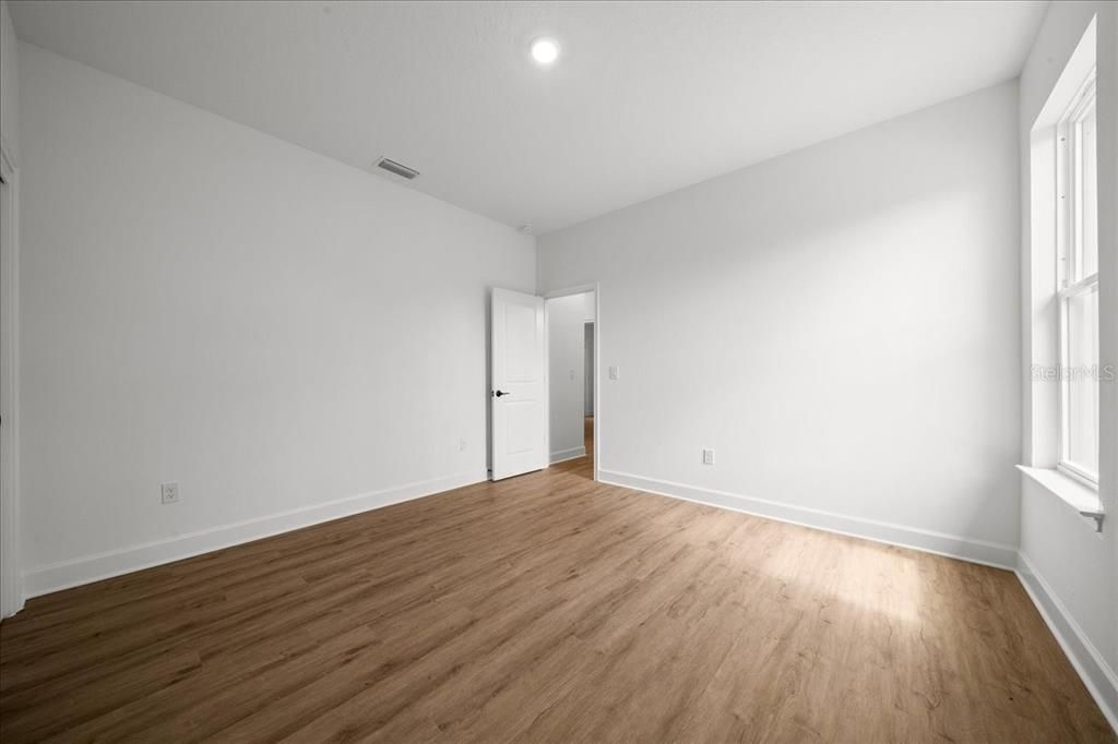 En Venta: $599,990 (5 camas, 3 baños, 2637 Pies cuadrados)