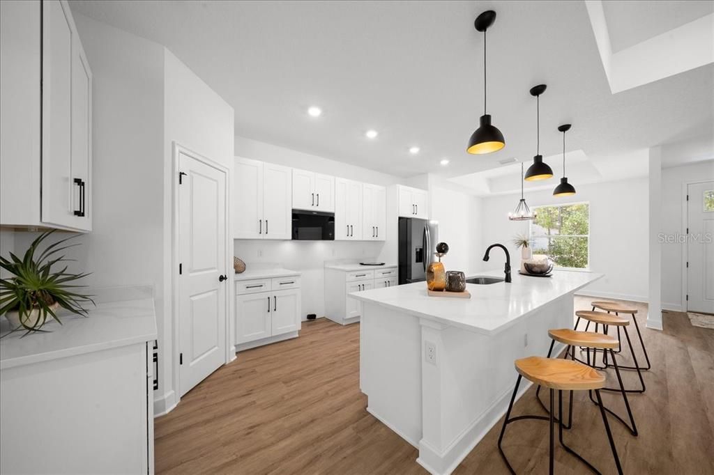 En Venta: $599,990 (5 camas, 3 baños, 2637 Pies cuadrados)