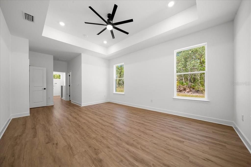 En Venta: $599,990 (5 camas, 3 baños, 2637 Pies cuadrados)