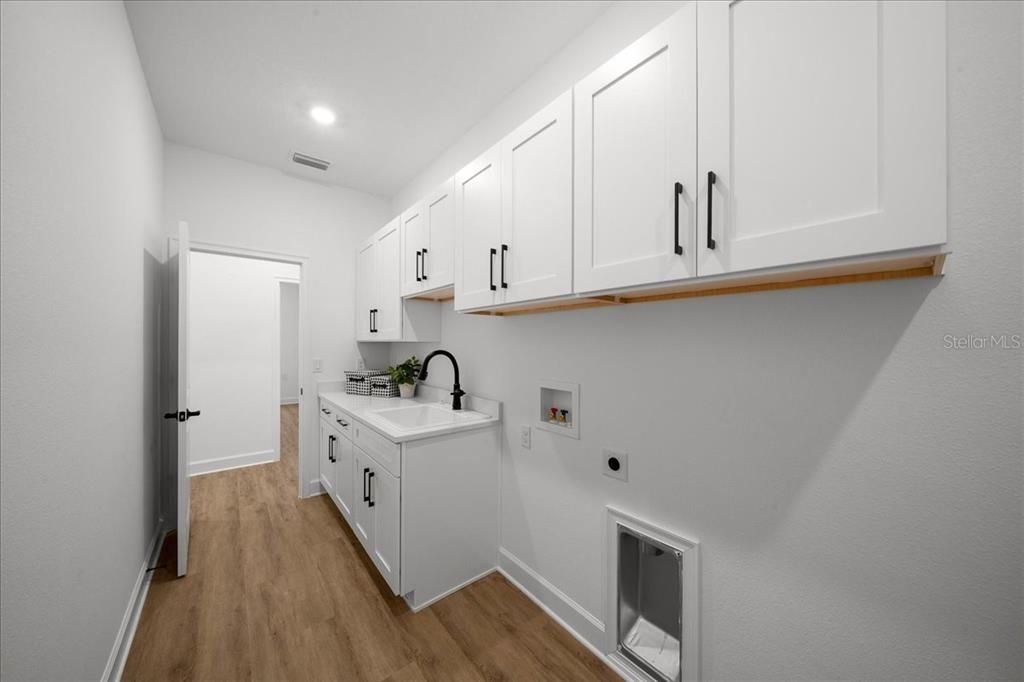 En Venta: $599,990 (5 camas, 3 baños, 2637 Pies cuadrados)