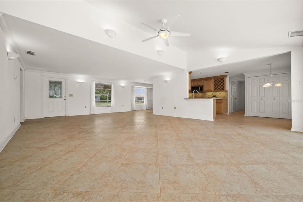 На продажу: $499,900 (3 спален, 2 ванн, 1506 Квадратных фут)