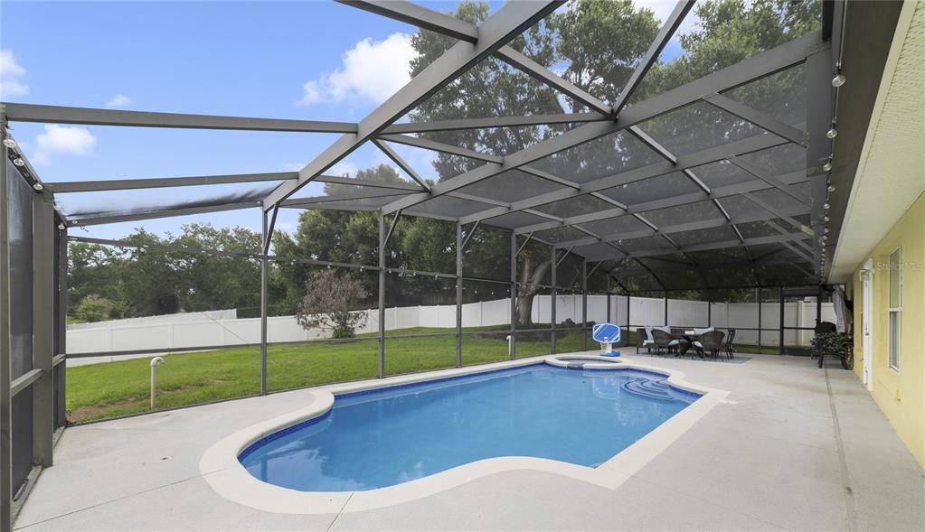 Active With Contract: $425,000 (3 beds, 2 baths, 1858 Square Feet)