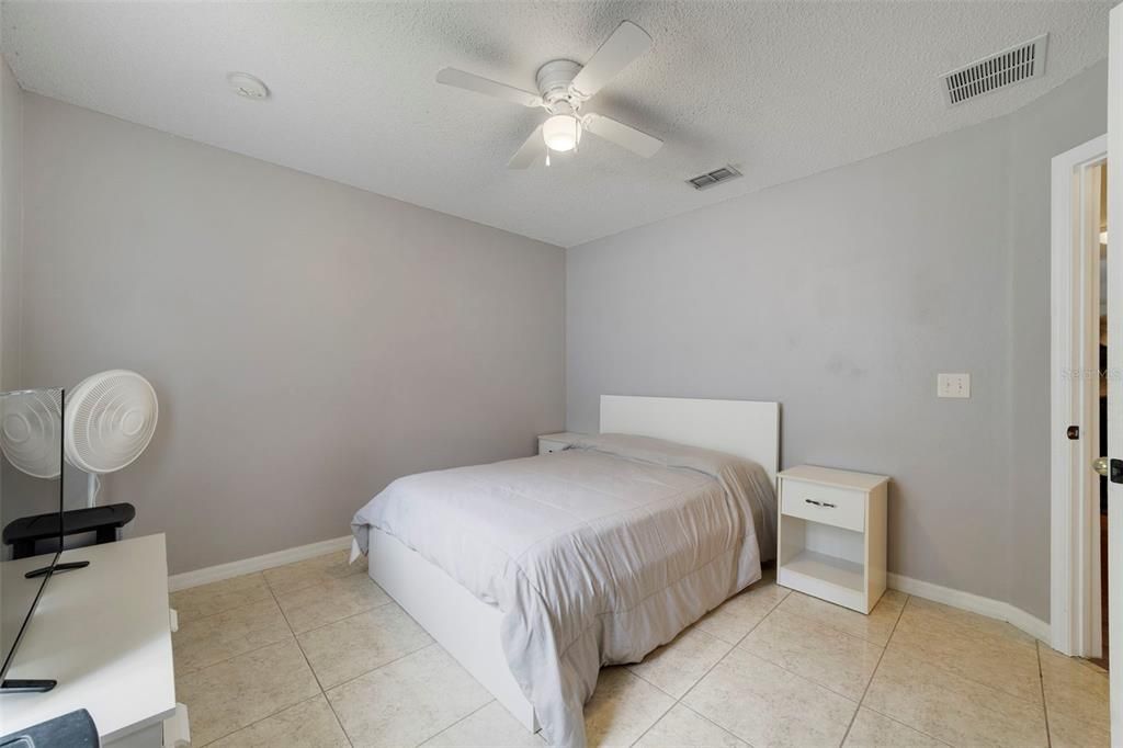 Active With Contract: $425,000 (3 beds, 2 baths, 1858 Square Feet)