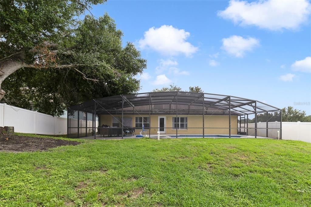Active With Contract: $425,000 (3 beds, 2 baths, 1858 Square Feet)