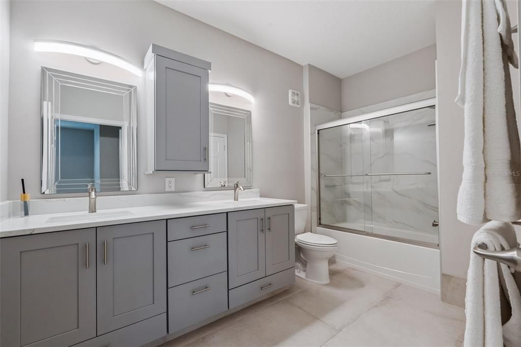 En Venta: $264,900 (3 camas, 2 baños, 1412 Pies cuadrados)