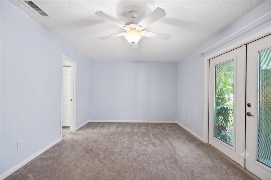 For Sale: $630,000 (3 beds, 2 baths, 1811 Square Feet)