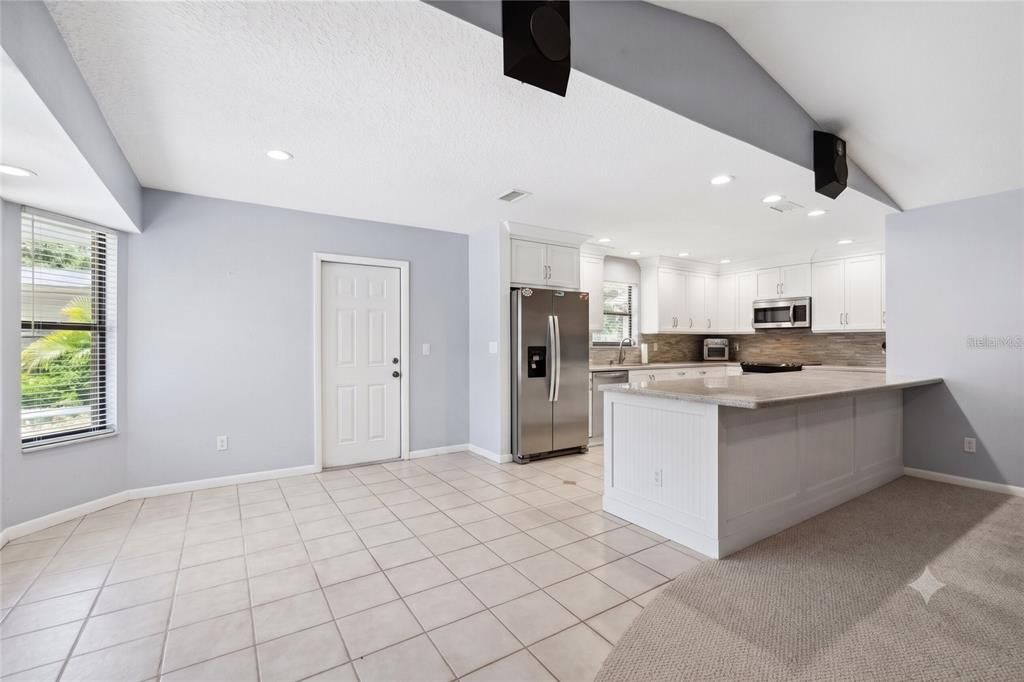 For Sale: $630,000 (3 beds, 2 baths, 1811 Square Feet)