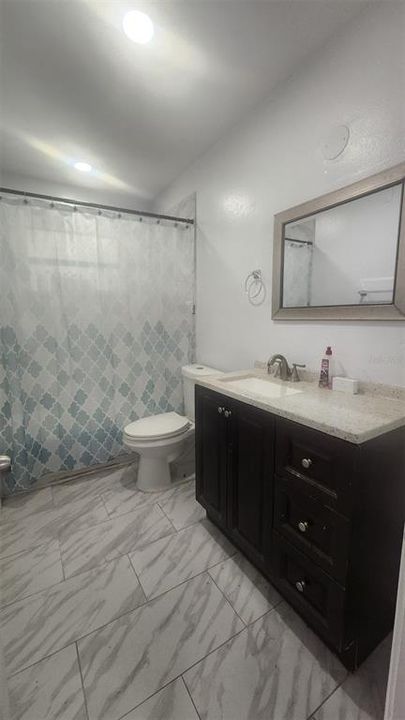 For Sale: $240,000 (4 beds, 2 baths, 1045 Square Feet)