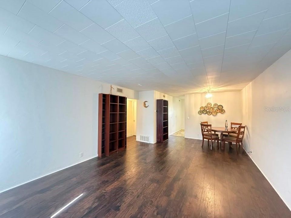 En Venta: $96,000 (2 camas, 1 baños, 875 Pies cuadrados)
