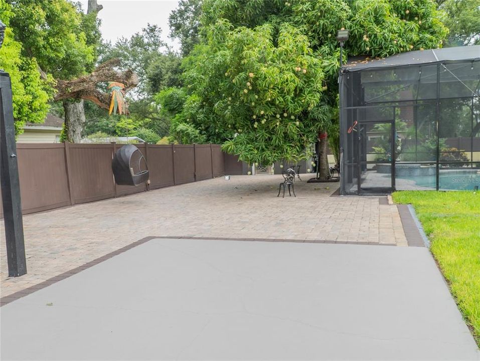 For Sale: $1,399,000 (5 beds, 4 baths, 4373 Square Feet)