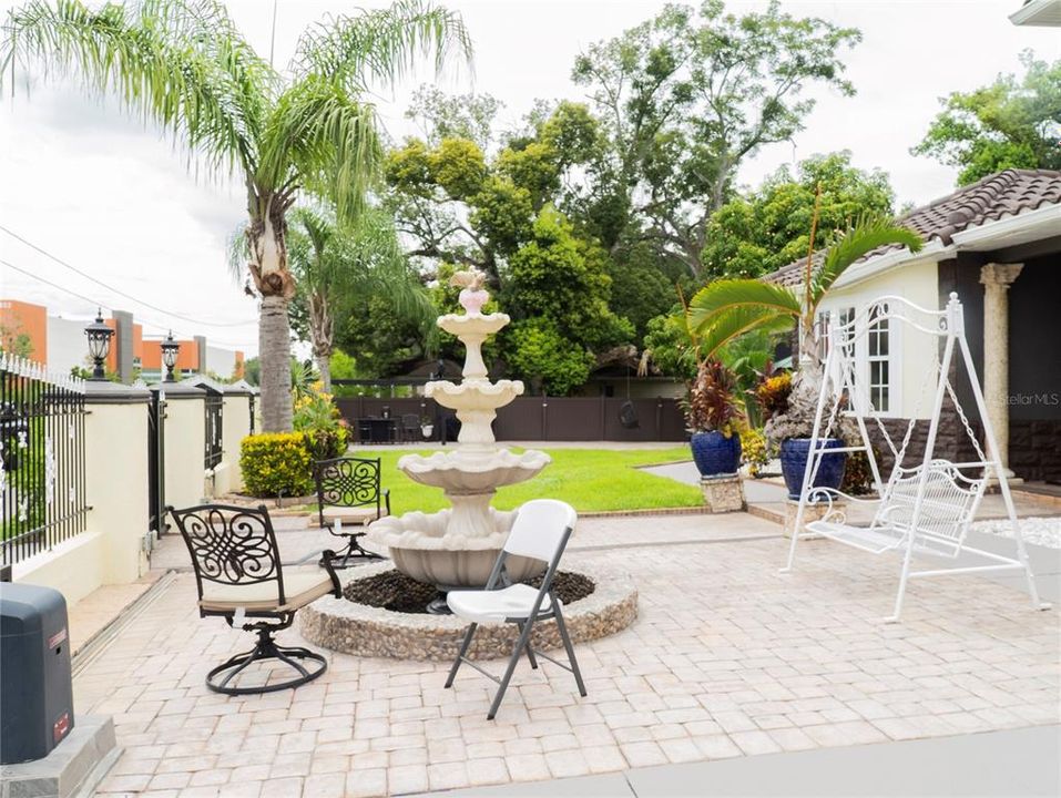 For Sale: $1,399,000 (5 beds, 4 baths, 4373 Square Feet)