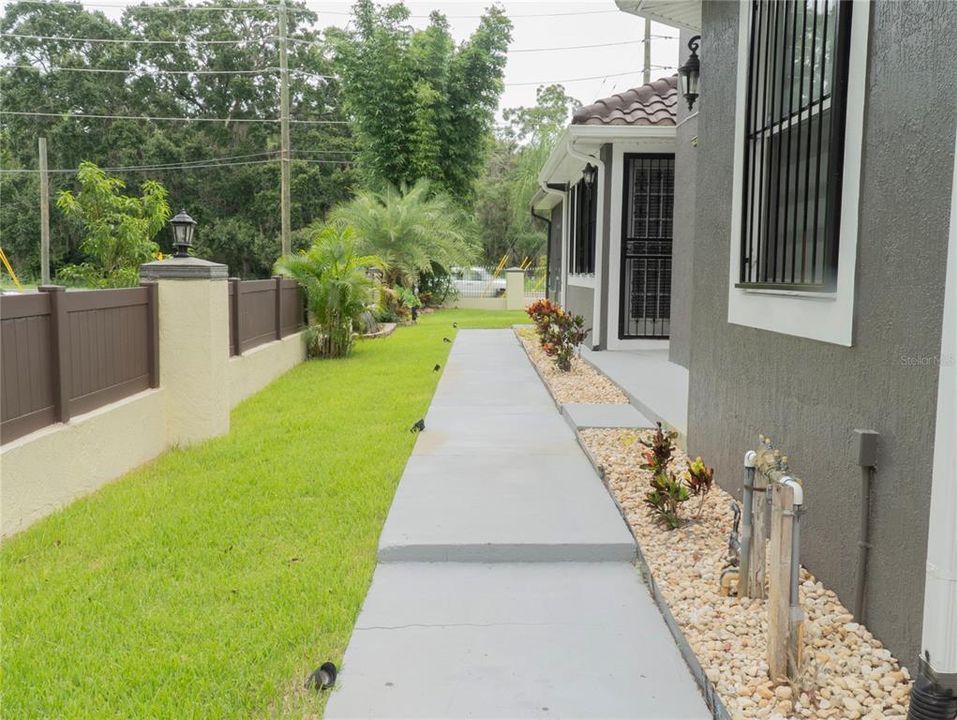For Sale: $1,399,000 (5 beds, 4 baths, 4373 Square Feet)