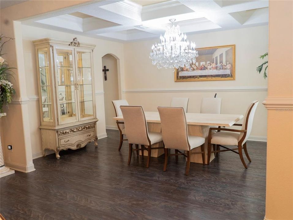 For Sale: $1,399,000 (5 beds, 4 baths, 4373 Square Feet)
