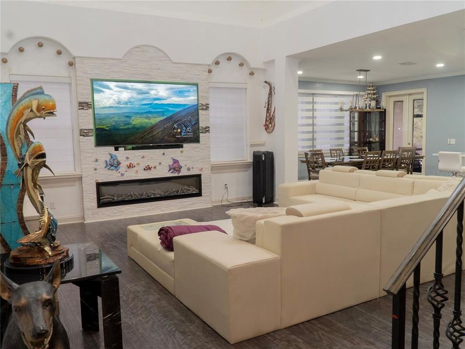 For Sale: $1,399,000 (5 beds, 4 baths, 4373 Square Feet)