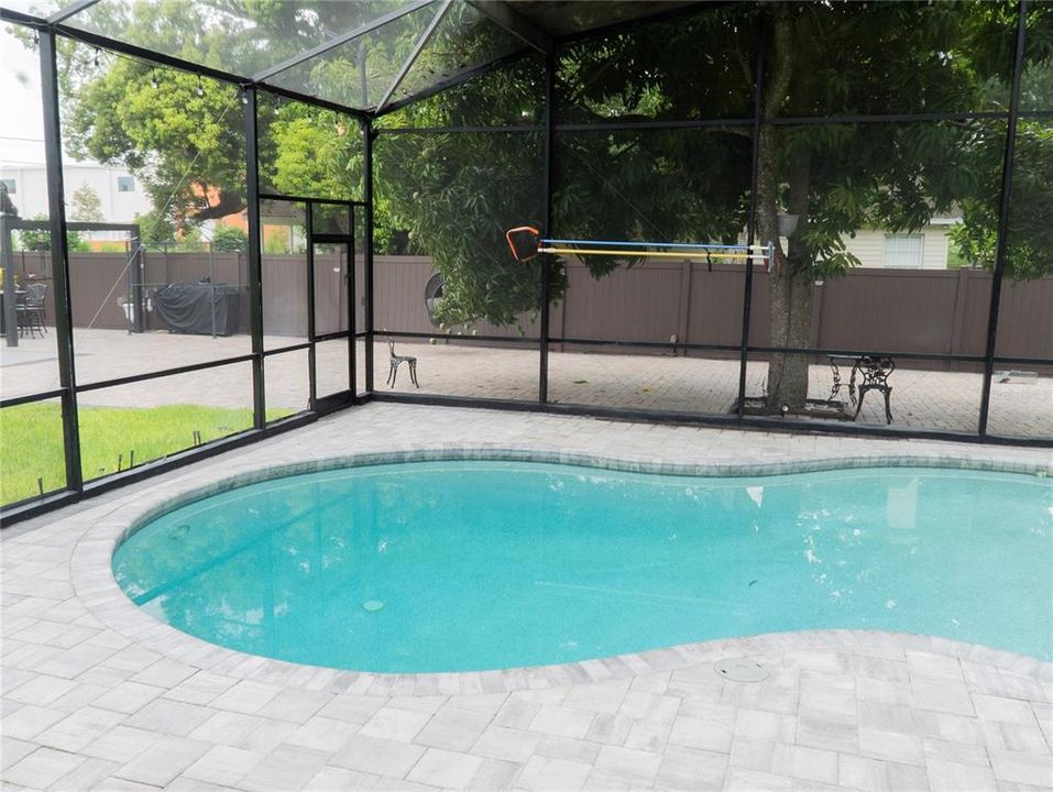 For Sale: $1,399,000 (5 beds, 4 baths, 4373 Square Feet)