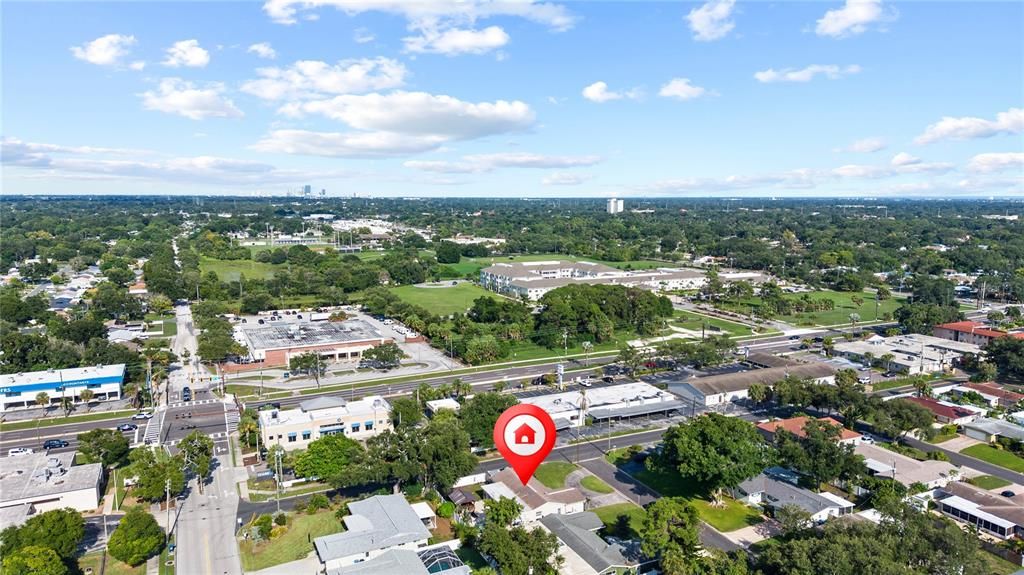 En Venta: $675,000 (3 camas, 3 baños, 1660 Pies cuadrados)