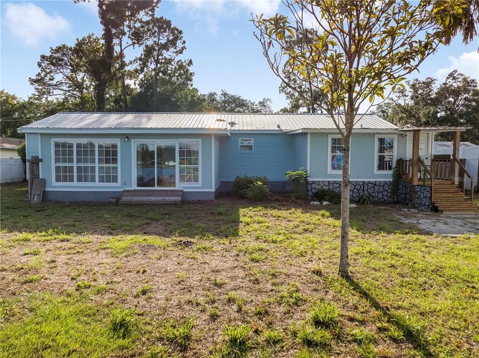 En Venta: $369,000 (4 camas, 2 baños, 1578 Pies cuadrados)
