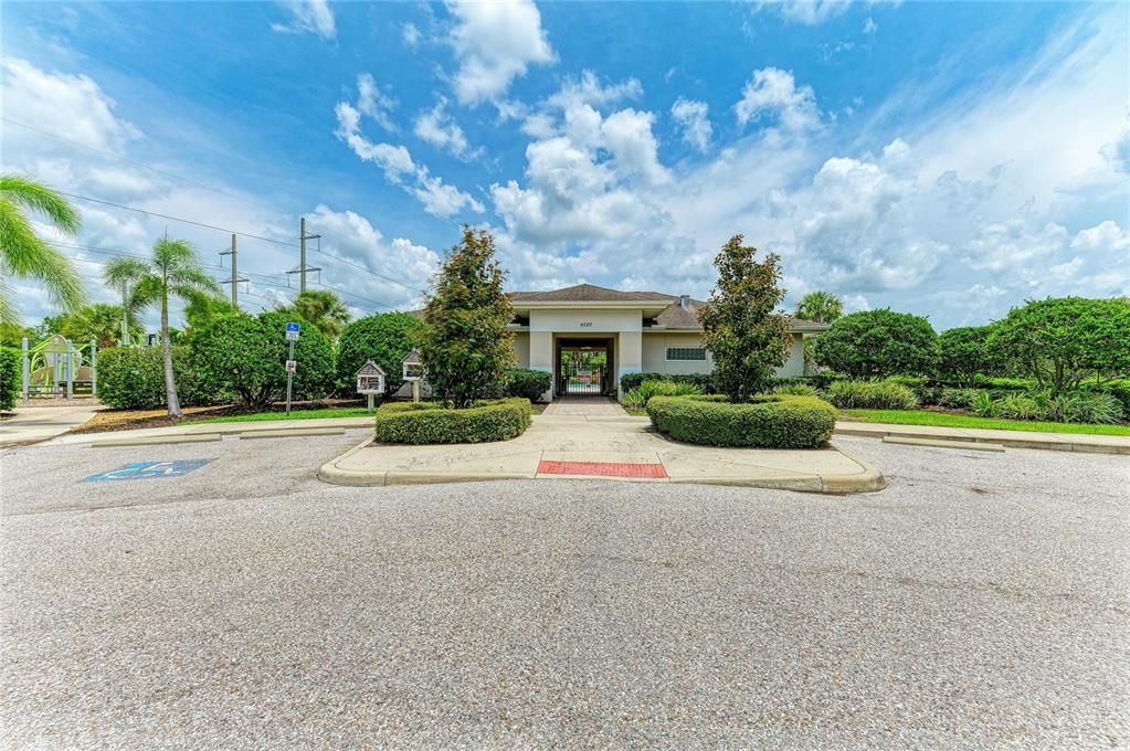 For Sale: $319,990 (3 beds, 2 baths, 1516 Square Feet)