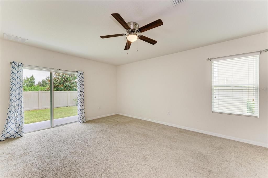 For Sale: $319,990 (3 beds, 2 baths, 1516 Square Feet)